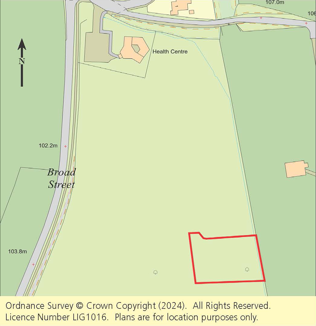 Lot: 79 - SITE WITH PLANNING FOR A FIVE-BEDROOM HOUSE WITH ANNEXE SET IN 0.4 ACRES -